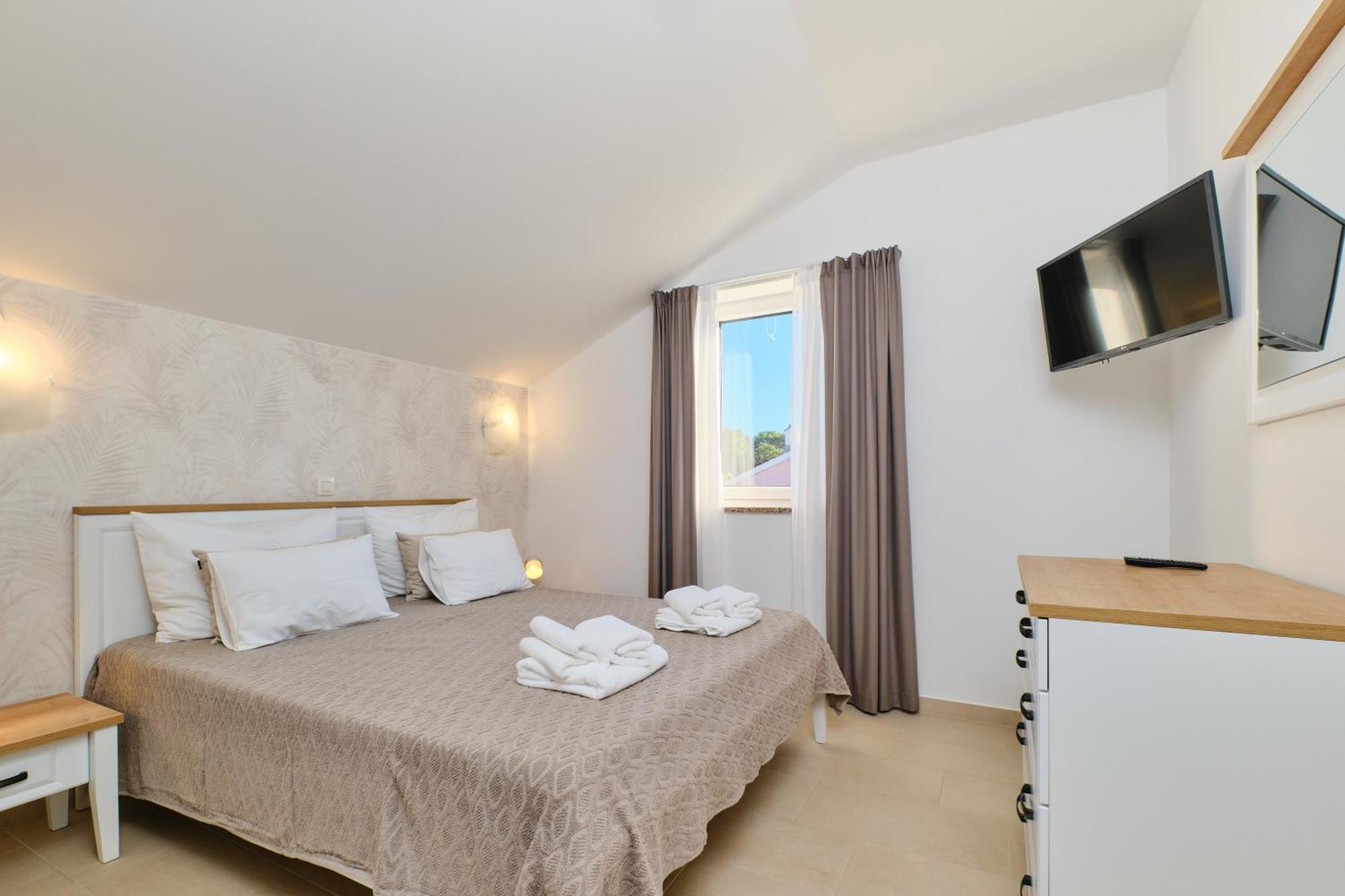 Apartments Divna Mali Lošinj Exteriör bild