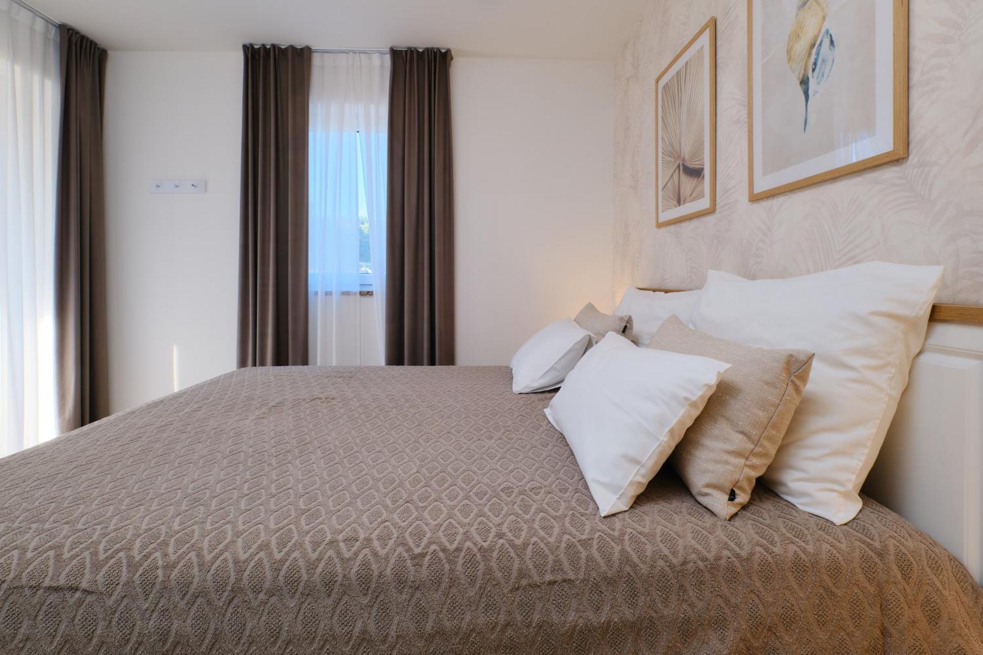 Apartments Divna Mali Lošinj Exteriör bild